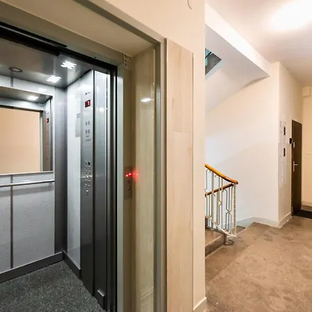 Okopowa Luminous Apartment Warsaw